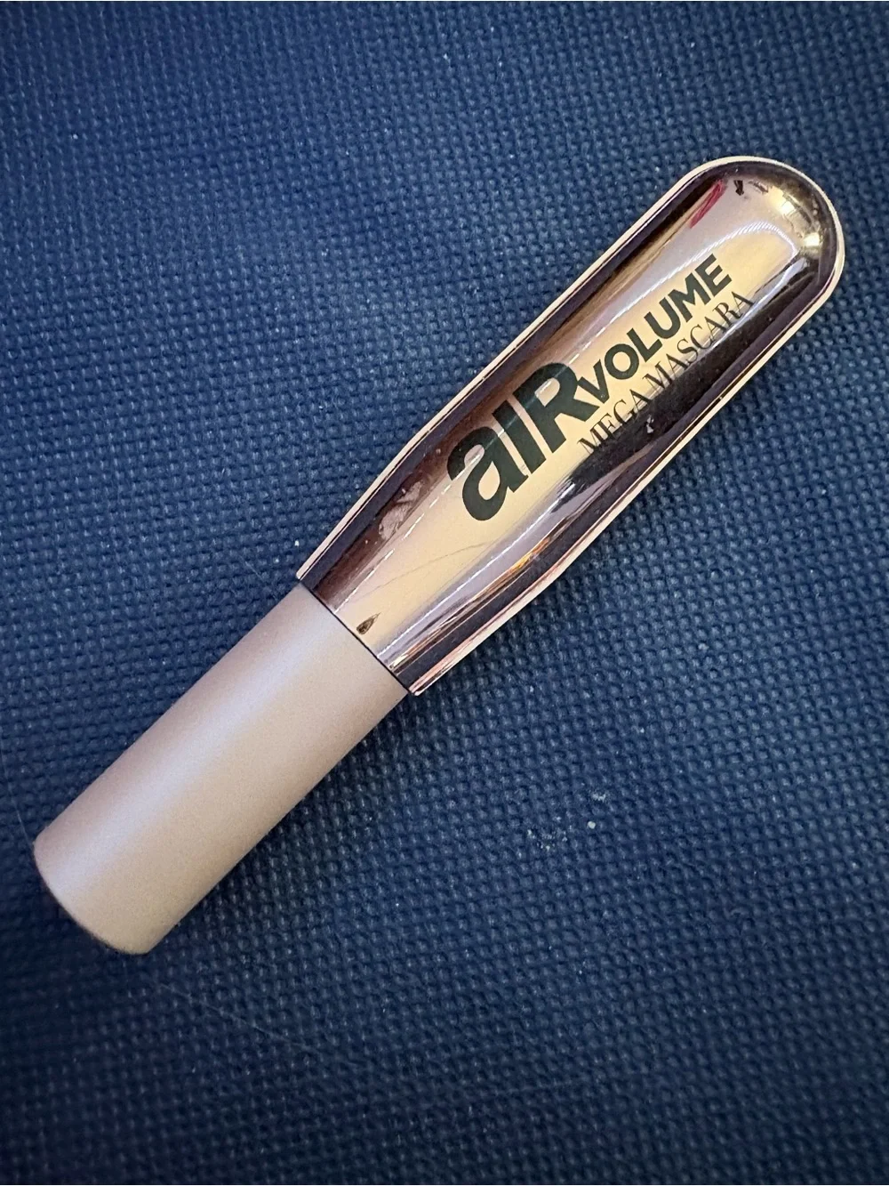 L’Oréal Air Volume Mascara in Blackest Black